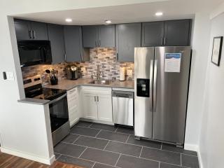 Modern Condo with Ski In & Ski Out - Silver Creek Lodge, Snowshoe - Snowshoe - 9