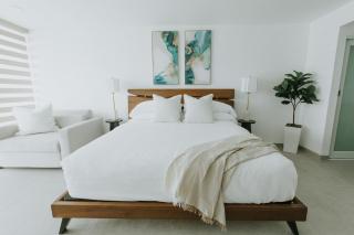 Lux Beachfront Studio Isla Verde - San Juan - 7