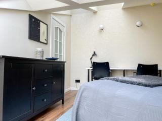 Sunny 1bd Old Town Apartment - Riga - 3