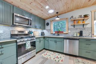 Lake Access and Dock Remote Mio-Area Cottage - - 6