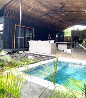 Al Caribe Sur Villa Privada con 2 Dormitorios y 2 baños - Puerto Viejo - 1