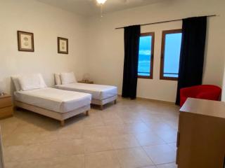 Deluxe Apartment Sea and Marina View - whatsap on photos - Maho Reef - 6