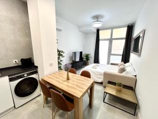 Valencia Getaway - Jacuzzi, Space & Comfort - Valencia - 9
