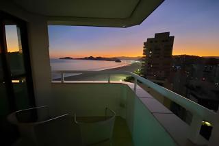Incrível vista para o mar com piscina no Boqueirão - 9