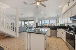 2674 Lake View - 3