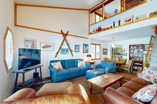 Crystal Beach Lakefront Condo - 8