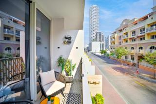 Chic Modern Studio in Luma21, Best Pool & Gym in JVC Dubai - 0