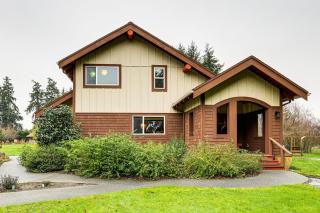 11 Mi to Olympic National Park Home with Deck! - 0