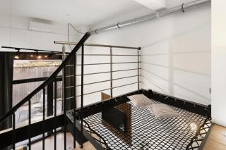 Loft Industriel avec Terrasse et Filet Suspendu à Nice Cimiez - 0