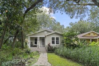 Beachbound Bungalow Half Acre Lush Landscaping - Palm Coast - 3