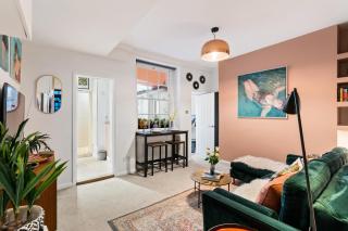 The Artist's Retreat - Brighton & Hove - 2
