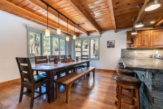 Tahoe Dreamer by Tahoe Getaways - Pet Friendly 4 BR Gated Home w Fenced Yard, Game Room & Walk to Lake! - 8