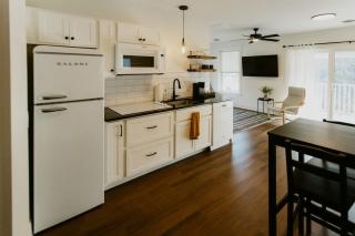 Suites on Main - Unit 3 - - 0