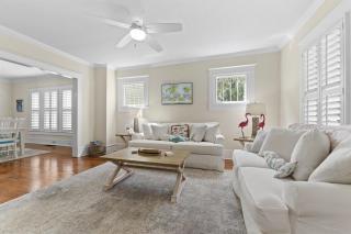 Yellow House Walk to Downtown St Augustine - 4