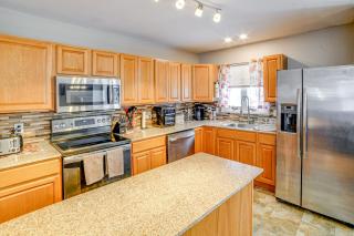 4 Mi to Dtwn Pet-Friendly Home in Utica - 1