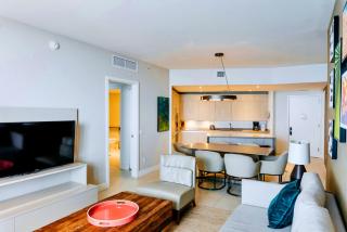 Ocean Views & Pleasant Breeze From This Condo - Hollywood - 9