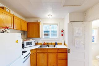 Baerfoot Bungalow - Cannon Beach - 1