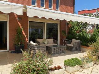 Luxury spacious flat with a lovely terrace - Tirana - 1