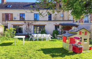 8 Bedroom Gorgeous Home In Courdemanche - Courdemanche - 9