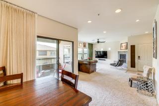 about 1 Mi to Desert Ridge Marketplace Phoenix Condo! - Phoenix - 2