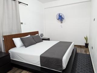 A 7 minutos del Aeropuerto SDQ, Moderno y Compacto Apartamento - Boca Chica - 4