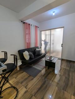 A 7 minutos del Aeropuerto SDQ, Moderno y Compacto Apartamento - Boca Chica - 2