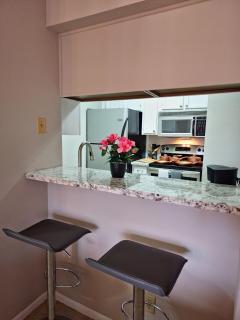 Quiet & Stylish Retreat - Near Nrg At Tx Med Cntr - 2