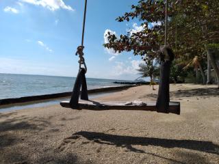 Pinks Bungalow - 8