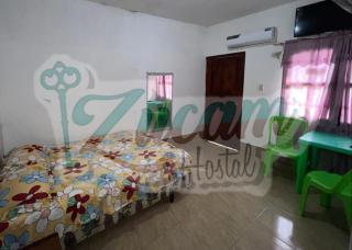 Hostal Izucam - Puerto López - 8