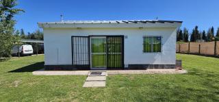 Cabañas Willy verde con pileta climatizada y parque en Mendoza - Las Compuertas - 3