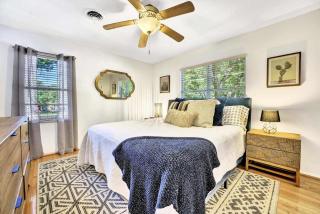 Kay Street Bungalow - Hot Tub Fire Place & Close to Main - Fredericksburg - 6