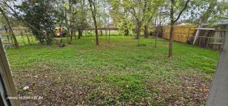3BR Spacious Home with Backyard - Houston - 5