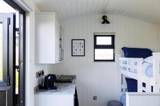Quarterlands Glamping, Shepherds hut Bramble - Crawfordsburn - 1