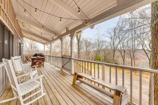 5 Mi to Beaver Lake Family Cabin with Game Room - 0