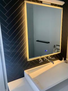 McCracken's Mid Century Modern Luxury Cottage - Burleigh Falls - 5