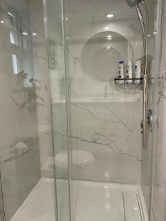 2BR Family Sweethome in East Vancouver - 2