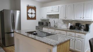 Beaver Creek, Avon condo, walk to ski shuttle - on the Eagle River - 6