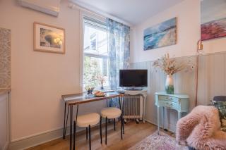 St Ives apartment less than 5 minutes walk to beach parking available - St Ives - 7