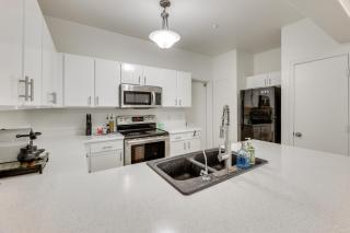 3 Mi to Dtwn Mesa Townhome with Patio - 3