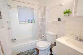 APT Near Hospital,UofM,EMU - 7