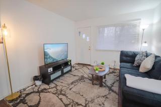 APT Near Hospital,UofM,EMU - 4