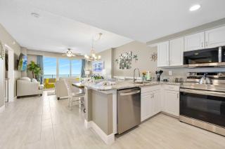 Luxury 3BR Beach Villa Ocean Walk Resort Daytona - Daytona Beach - 8