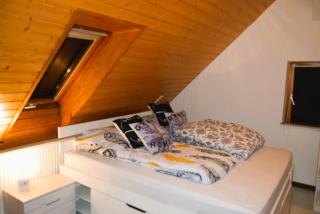 GHomeT - 6 Zimmer Wohnung with parking - Up to 10 guests - Monteur, Handwerker & Large family welcome - Jettingen - 1