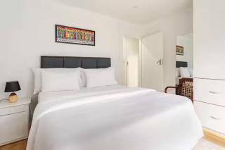 Caline VIP Luxury Jacuzzi &, Swimming Pool MEWS - Kapstadt - 1