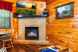 Cabin 5 Studio Cabin with Hot Tub, Water View and Fire Pit - Sevierville - 9
