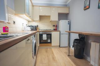 West Apartment - Coatbridge - 3