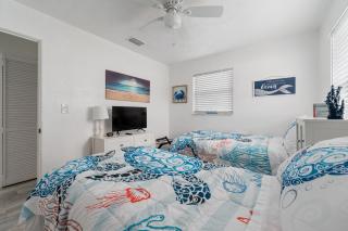 Pets Ok Steps 2 Beach Corporate & Family Travel - Daytona Beach - 6