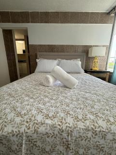 Downtown Isla Verde Luxe Apartment with Pool - San Juan - 8