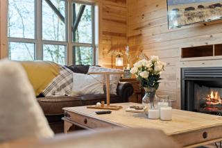 Cabin 3 Mtn View Cabin Near River with Hot Tub and Fire Pit - Jasper - 6