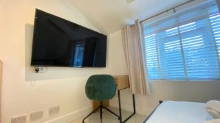 1 Bedroom, Near Alexandra Palace - London - Kings Cross - Suite 3 - 2